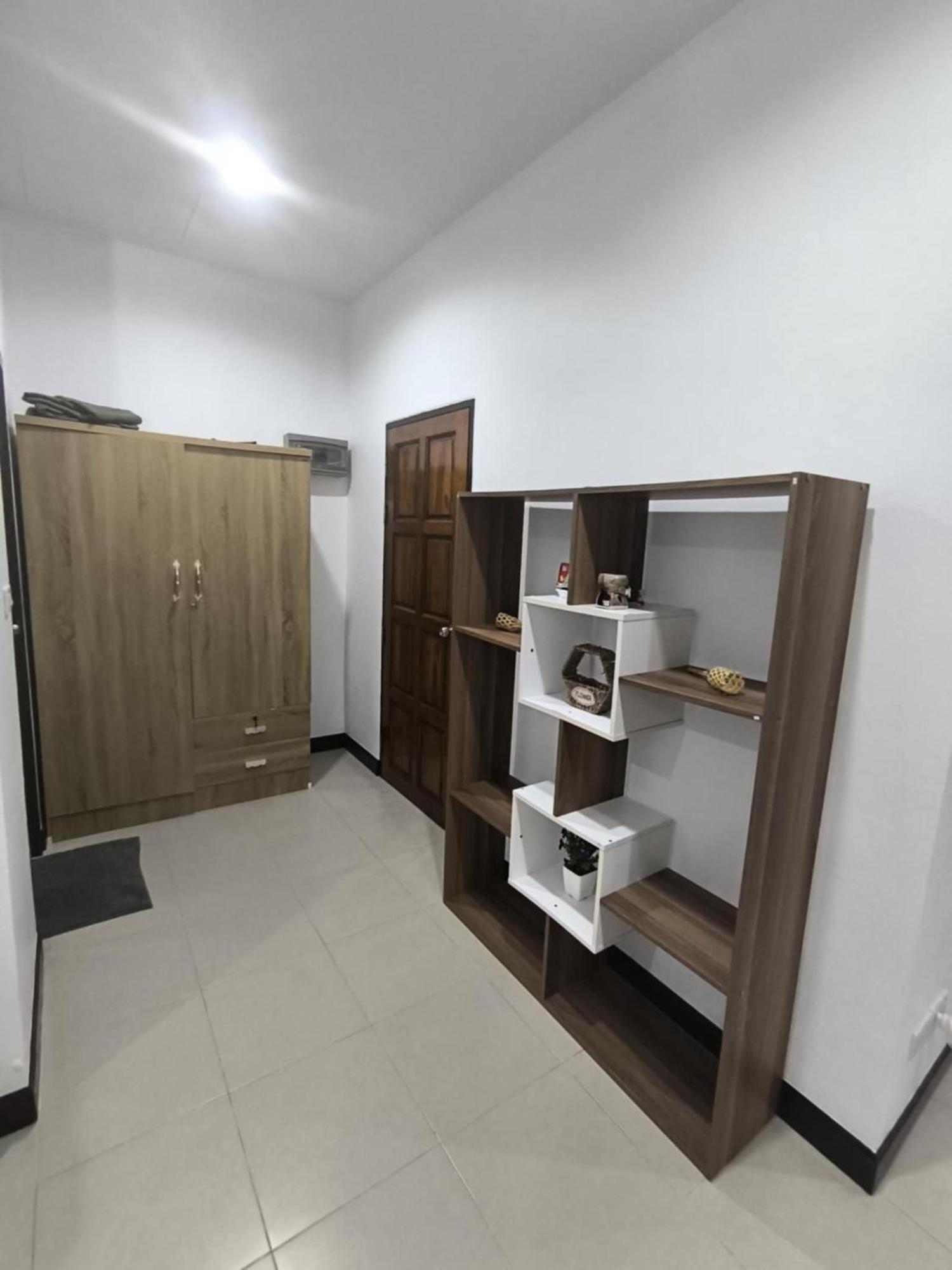 छुट्टी का घर Olivia Village Pool