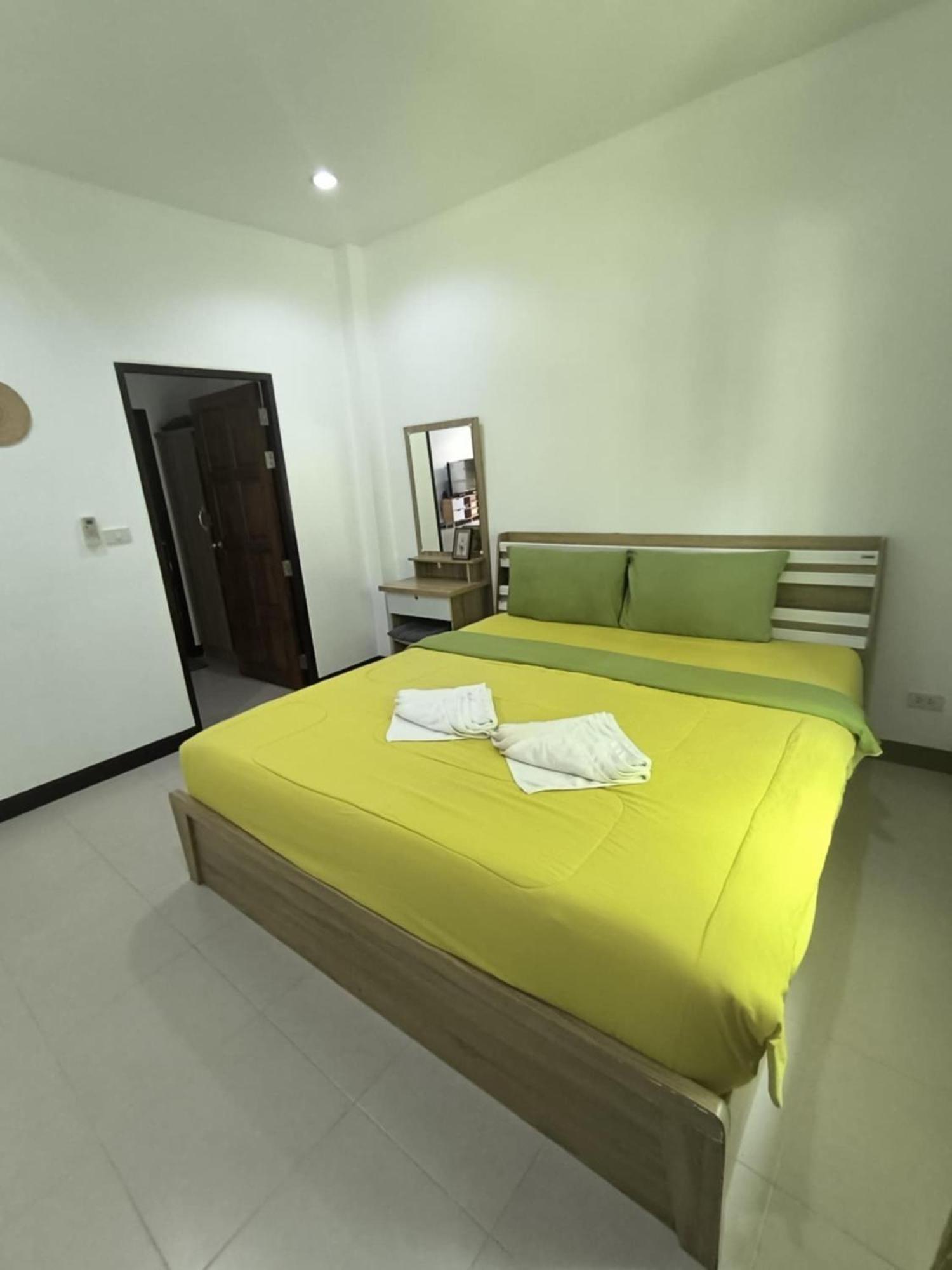 Olivia Village Pool छुट्टी का घर *